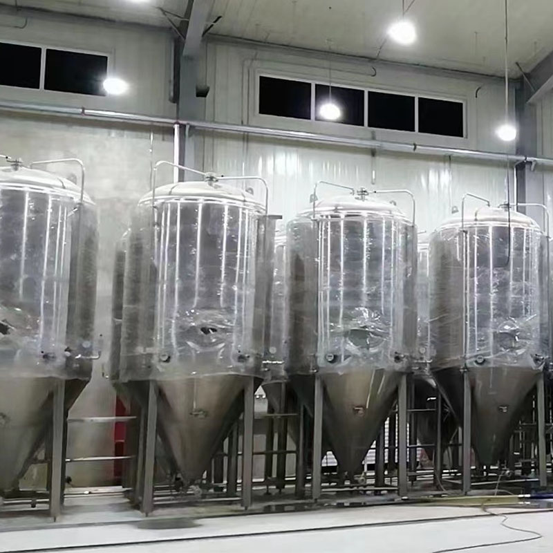 富顺精酿啤酒设备厂—精酿啤酒设备主要生产工艺与核心技术